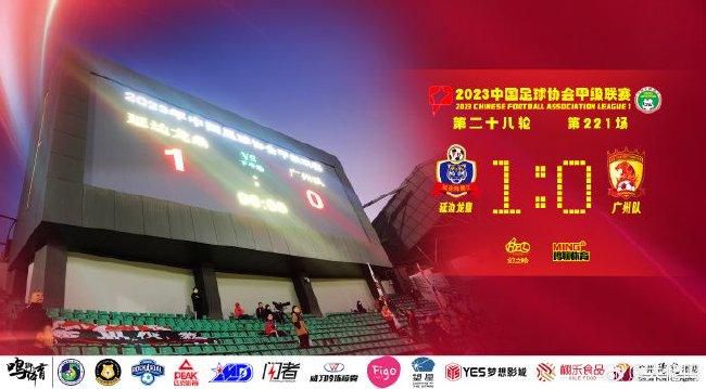 德尼罗、道格拉斯新片将映 被赌城授予城市钥匙 2013-10-23 当地时间10月20日，电影《最后的维加斯》主演罗伯特·德尼罗、迈克尔·道格拉斯在拉斯维加斯贝拉吉奥酒店，被授予城市钥匙。