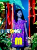 影片也于近日发布 “芭比娃娃”真人电影定编剧 三人分写择优拍摄 2015-12-16 据外媒报道，索尼确定了三位编剧来操刀“芭比娃娃”真人电影的剧本，从三个人各自的剧本中挑选出一个合适的版本投入制作。